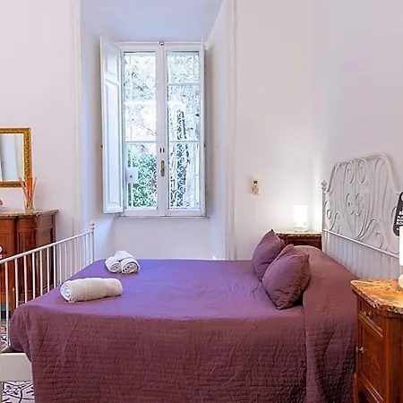 Domus Aurea B&B