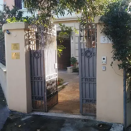 Domus Aurea * Řím